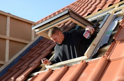Pose de fenêtres de toit Velux à Cornille